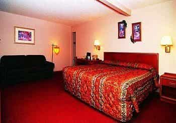ECONO LODGE INN & SUITES BETTENDORF