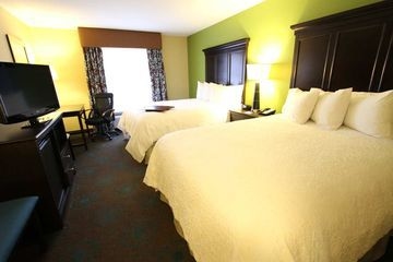 HAMPTON INN IOWA CITY2