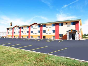 Super 8 Motel - Topeka/Wanamaker RD/I-700
