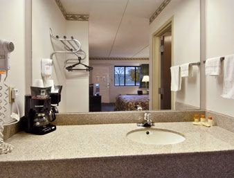 DAYS INN SHELBYVILLE - LOUISVILLE1