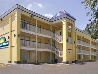 DAYS INN0