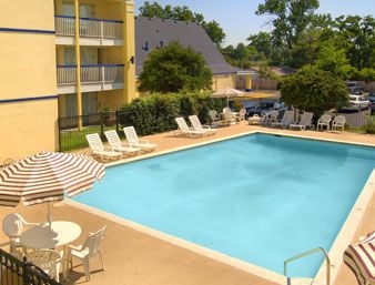 DAYS INN1
