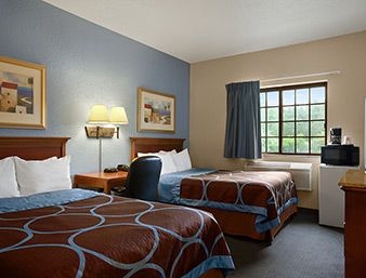 SUPER 8 FREEPORT ME/L.L.AREA2