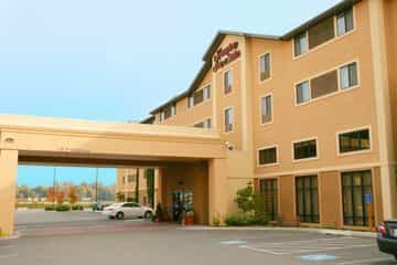 HAMPTON INN - SUITES BURLINGTO