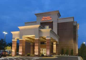 HAMPTON INN SUITES HERNDON/RES