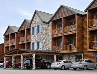 SUPER 8 BRIDGEVIEW OF MACKINAW SUPER 8 BRIDGEVIEW OF MACKINAW