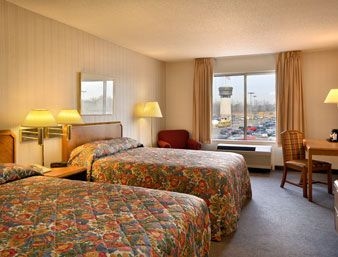 RAMADA ROMULUS, DETROIT METRO AIRPORT4