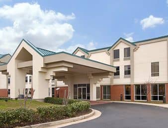 DAYS INN AND SUITES RIDGELAND DAYS INN AND SUITES RIDGELAND