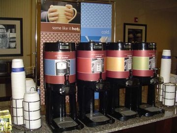 HAMPTON INN CLEVELAND3