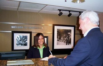 HAMPTON INN SOUTHAVEN4