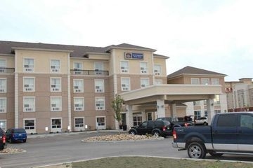 BEST WESTERN PLUS SOUTH EDMONTON INN & SUITES0