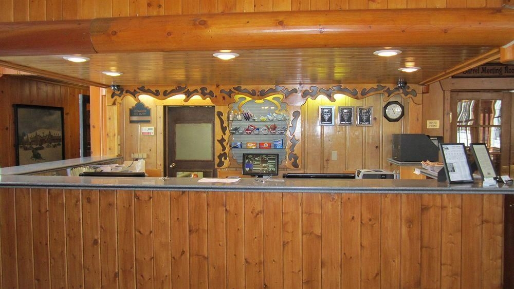 Stage Coach Inn3