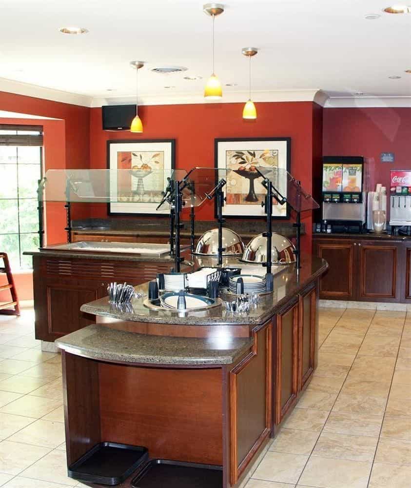 STAYBRIDGE SUITES LINCOLN I-80