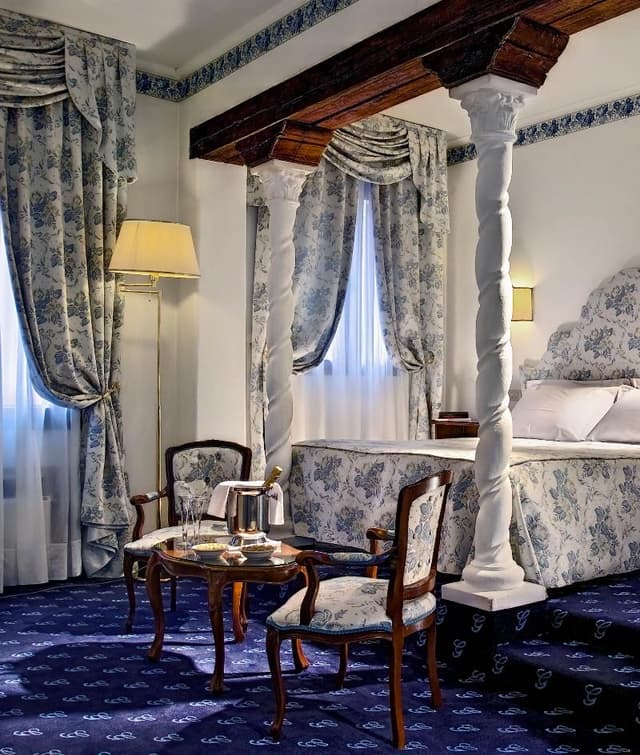 JUNIOR SUITE PRESTIGE