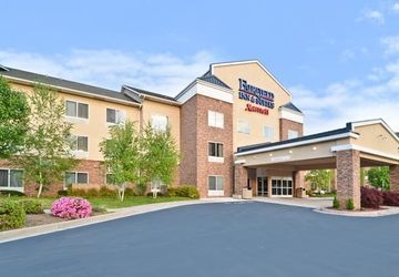 แฟร์ฟิลด์ อินน์แอนด์สวีทส์ เชอโรกี (Fairfield Inn & Suites Cherokee)1