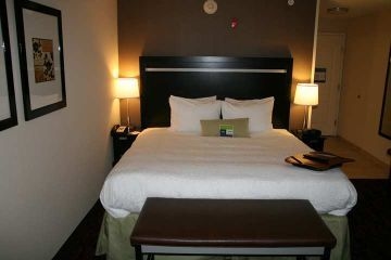 HAMPTON INN JERICHO - WESTBURY3