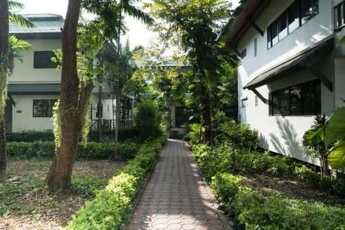 Cottage with Garden View