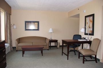 แฮมป์ตัน อินน์ สวีท แพลตต์สเบิร์ก (Hampton Inn Suites Plattsburgh)3