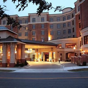 HAMPTON INN - SUITES SARATOGA4