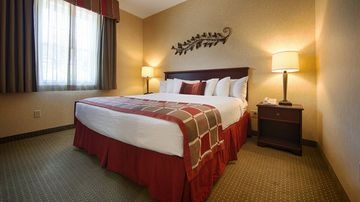 Best Western Plus Ticonderoga Inn and Suites4