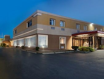 Fairbridge Inn Express Williamsville0