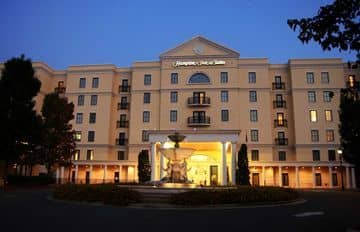 Hampton Inn & Suites Charlotte/South Park at Phillips Place Hampton Inn & Suites Charlotte/South Park at Phillips Place