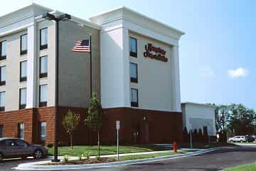 HAMPTON INN - SUITES CINCINNAT