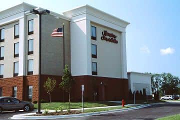 HAMPTON INN - SUITES CINCINNAT HAMPTON INN - SUITES CINCINNAT