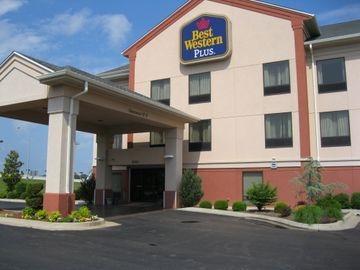BEST WESTERN PLUS MIDWEST CITY4