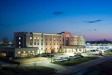 HAMPTON INN - SUITES TULSA SOU HAMPTON INN - SUITES TULSA SOU