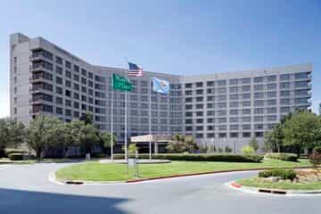 DOUBLETREE HOTEL TULSA @WARREN