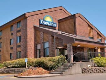 DAYS INN CLACKAMAS/PORTLAND DAYS INN CLACKAMAS/PORTLAND