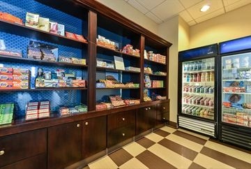 HAMPTON INN PHILADELPHIA-BRIDG1