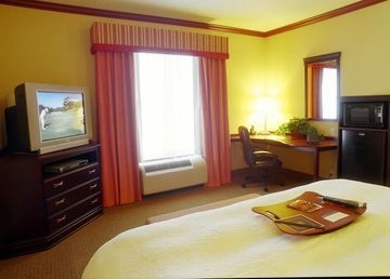 HAMPTON INN - SUITES GREENVILL1