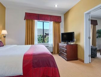 WINGATE BY WYNDHAM HOUSTON2