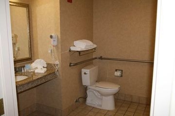 HAMPTON INN - SUITES SAN MARCO1
