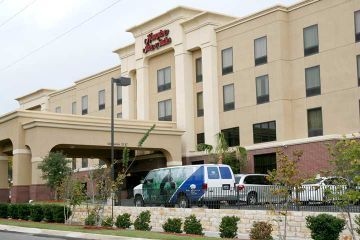 HAMPTON INN - SUITES SAN ANTON0