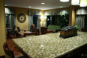 HAMPTON INN HOUSTON/THE WOODLA2