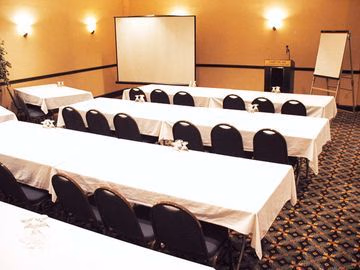 HAMPTON INN - SUITES ALEXANDRI1