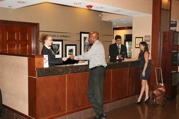 HAMPTON INN SUITES REAGAN AIRPORT1
