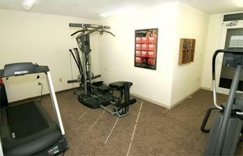 SUBURBAN EXTENDED STAY HOTEL WASH. DULLES3
