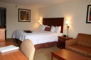 HAMPTON INN CHARLESTON-SOUTHRI4