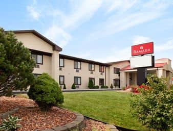 Ramada Limited Waukesha-Milwaukee West Ramada Limited Waukesha-Milwaukee West