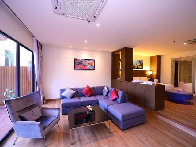SUITE GARDEN VIEW