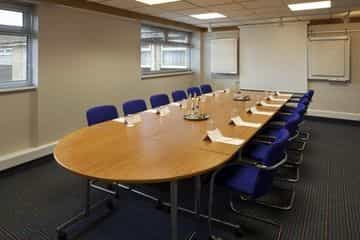 HOLIDAY INN DERBY - NOTTINGHAM HOLIDAY INN DERBY - NOTTINGHAM