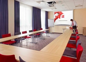 Ibis Warszawa Reduta1