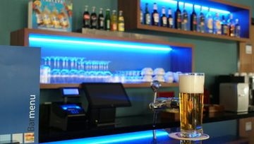 Holiday Inn Express Warsaw Airport2