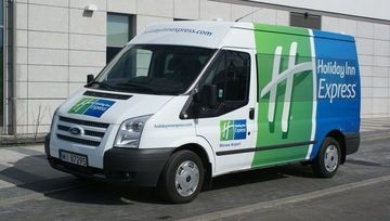Holiday Inn Express Warsaw Airport1