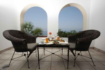 Portemilio Hotel & Resort1