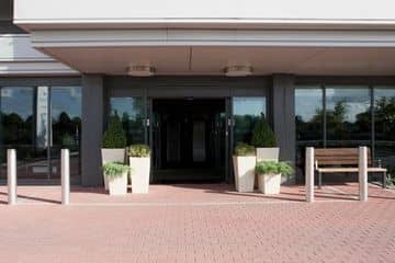 Holiday Inn Kingston South Holiday Inn Kingston South